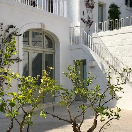 Bianchemura Bed & Breakfast 4*